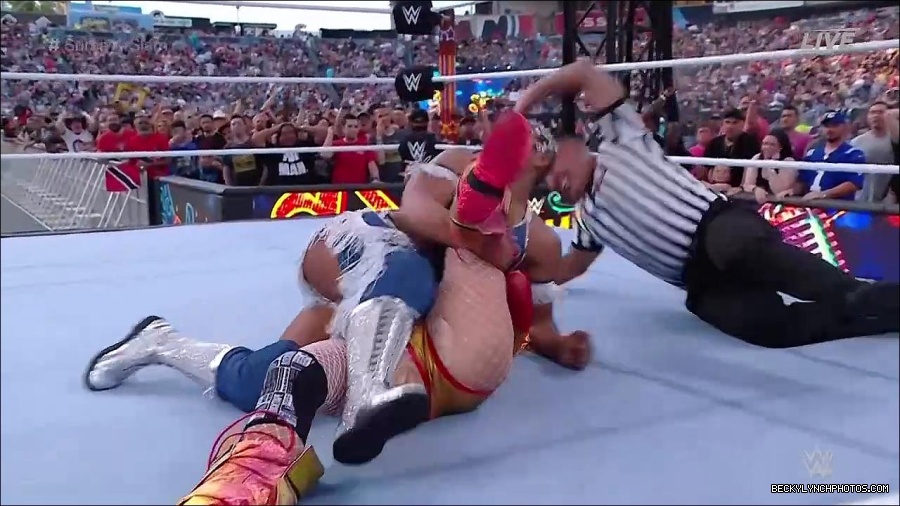 WWE_SummerSlam_2022_720p_WEB_h264-HEEL_mp4_001435720.jpg