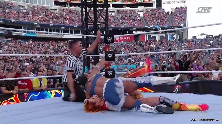 WWE_SummerSlam_2022_720p_WEB_h264-HEEL_mp4_001437320.jpg