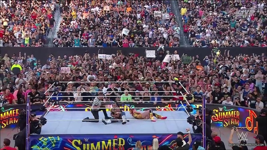 WWE_SummerSlam_2022_720p_WEB_h264-HEEL_mp4_001446920.jpg