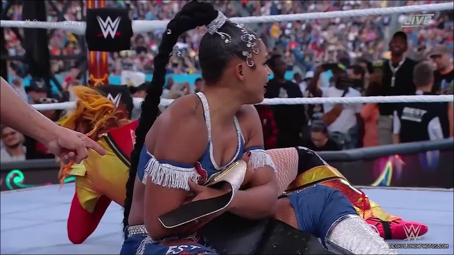 WWE_SummerSlam_2022_720p_WEB_h264-HEEL_mp4_001448120.jpg