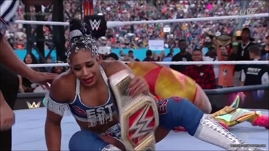 WWE_SummerSlam_2022_720p_WEB_h264-HEEL_mp4_001451320.jpg