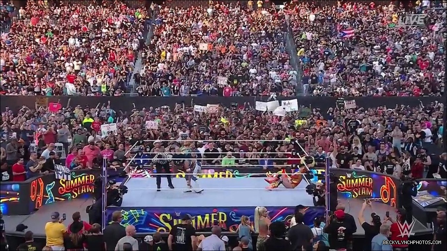 WWE_SummerSlam_2022_720p_WEB_h264-HEEL_mp4_001453720.jpg