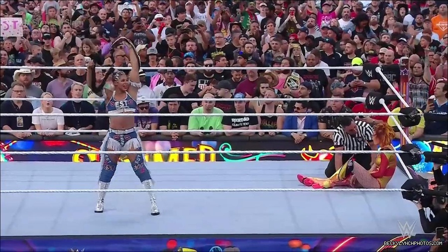 WWE_SummerSlam_2022_720p_WEB_h264-HEEL_mp4_001500520.jpg