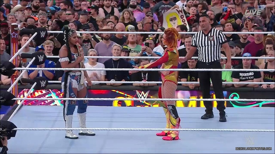 WWE_SummerSlam_2022_720p_WEB_h264-HEEL_mp4_001528420.jpg