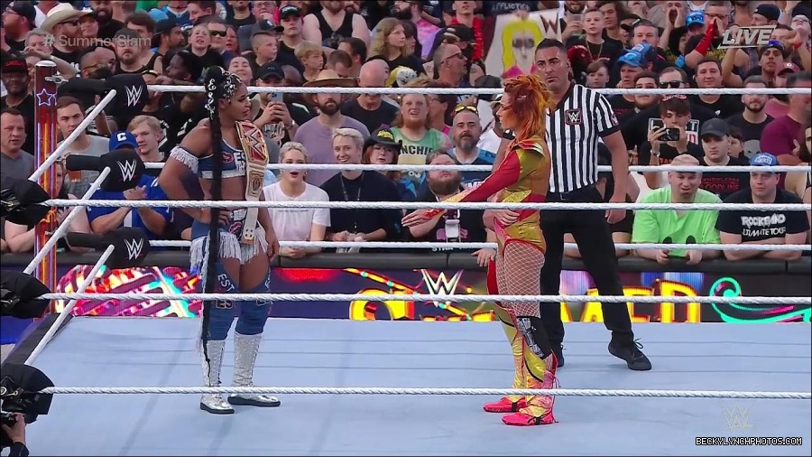 WWE_SummerSlam_2022_720p_WEB_h264-HEEL_mp4_001537620.jpg