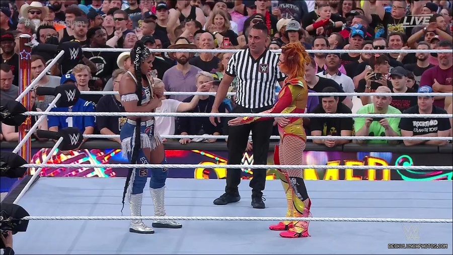 WWE_SummerSlam_2022_720p_WEB_h264-HEEL_mp4_001548020.jpg
