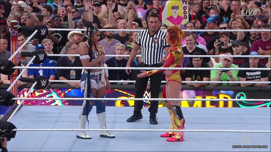 WWE_SummerSlam_2022_720p_WEB_h264-HEEL_mp4_001550820.jpg
