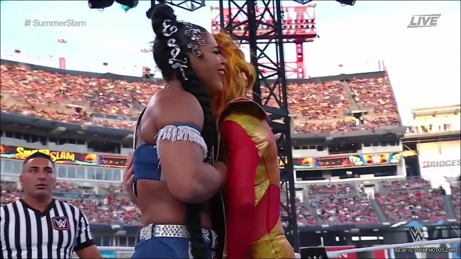 WWE_SummerSlam_2022_720p_WEB_h264-HEEL_mp4_001554420.jpg