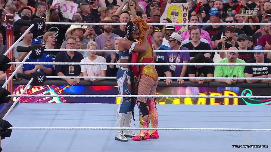WWE_SummerSlam_2022_720p_WEB_h264-HEEL_mp4_001562420.jpg