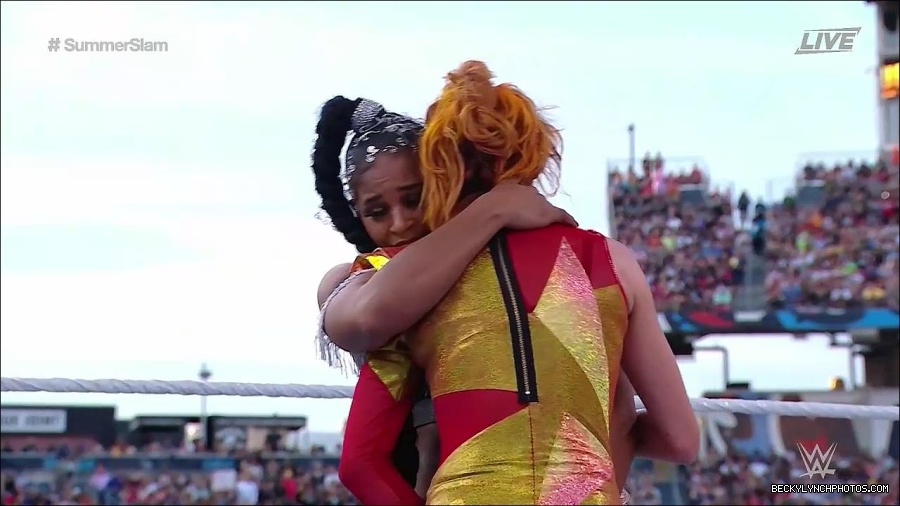 WWE_SummerSlam_2022_720p_WEB_h264-HEEL_mp4_001562820.jpg