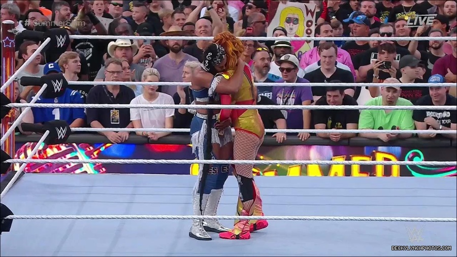 WWE_SummerSlam_2022_720p_WEB_h264-HEEL_mp4_001564020.jpg