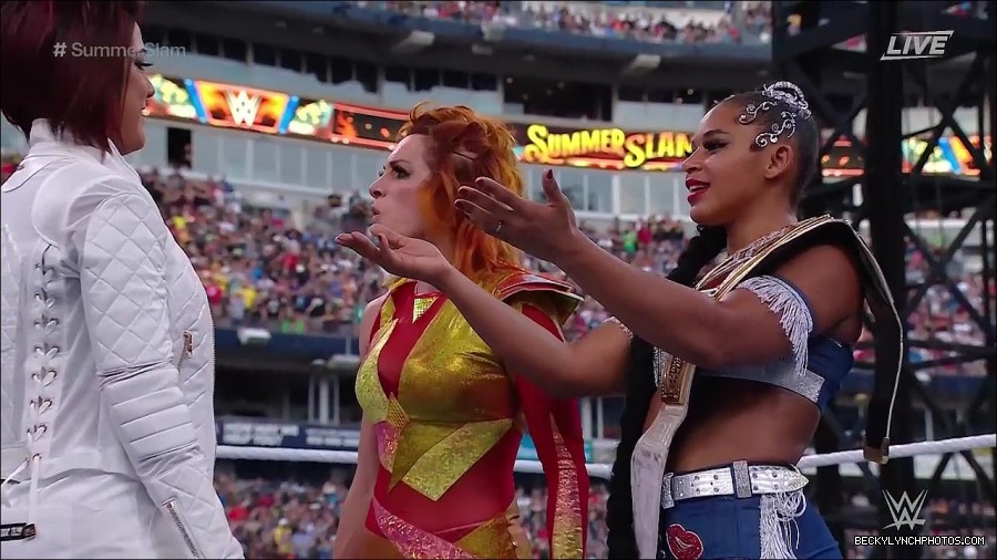 WWE_SummerSlam_2022_720p_WEB_h264-HEEL_mp4_001879854.jpg