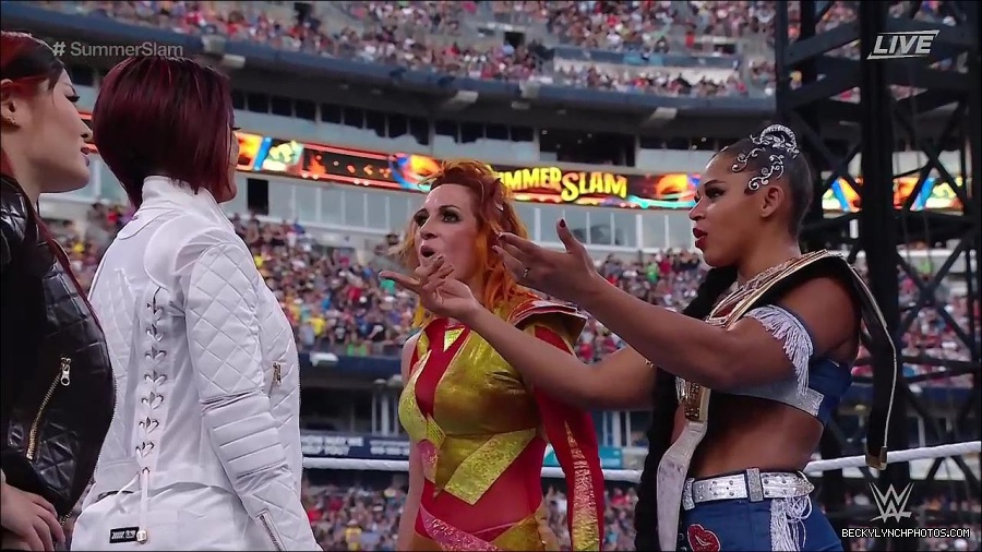 WWE_SummerSlam_2022_720p_WEB_h264-HEEL_mp4_001881854.jpg