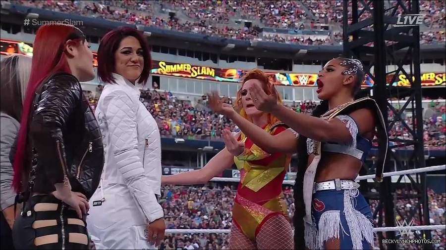 WWE_SummerSlam_2022_720p_WEB_h264-HEEL_mp4_001886654.jpg