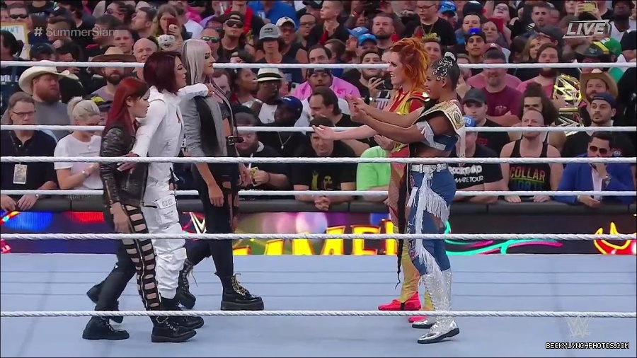 WWE_SummerSlam_2022_720p_WEB_h264-HEEL_mp4_001892654.jpg