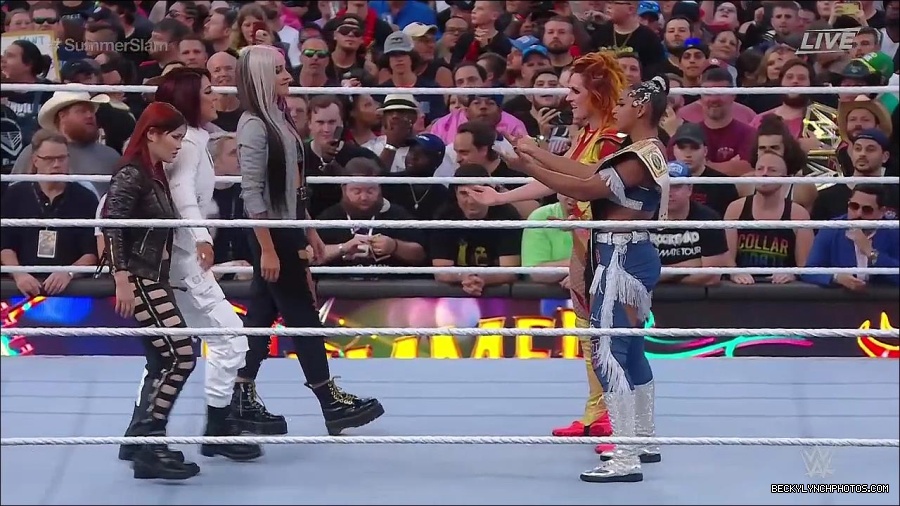 WWE_SummerSlam_2022_720p_WEB_h264-HEEL_mp4_001893054.jpg