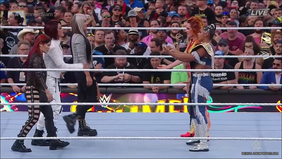WWE_SummerSlam_2022_720p_WEB_h264-HEEL_mp4_001893454.jpg