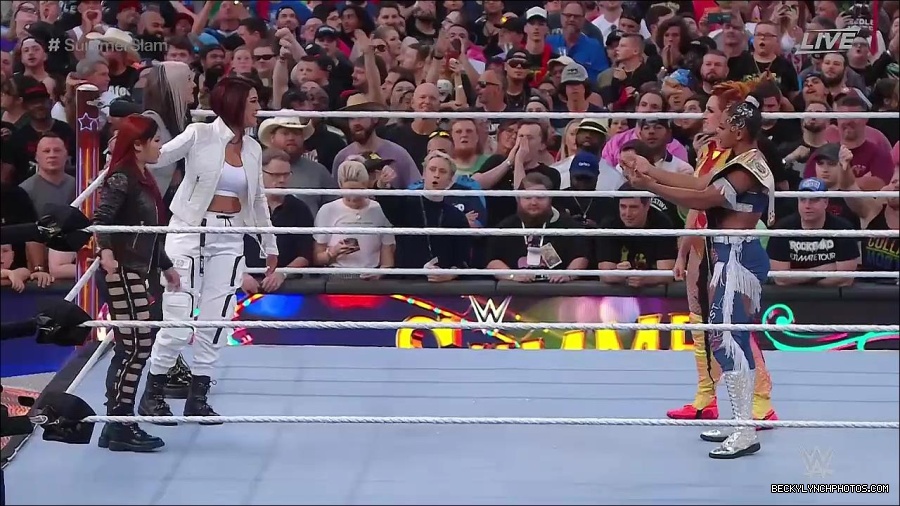 WWE_SummerSlam_2022_720p_WEB_h264-HEEL_mp4_001898254.jpg