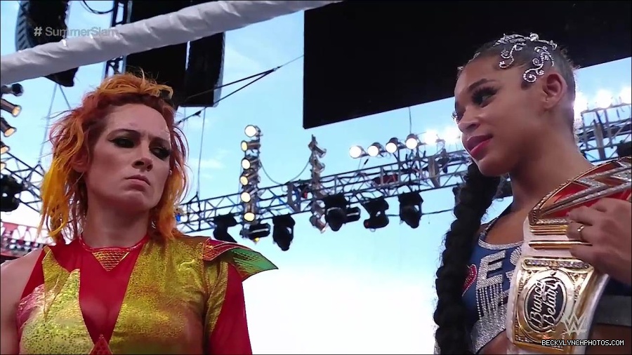 WWE_SummerSlam_2022_720p_WEB_h264-HEEL_mp4_001932654.jpg