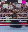 WWE_SummerSlam_2022_720p_WEB_h264-HEEL_mp4_000358487.jpg