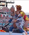 WWE_SummerSlam_2022_720p_WEB_h264-HEEL_mp4_000562654.jpg
