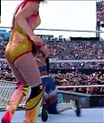 WWE_SummerSlam_2022_720p_WEB_h264-HEEL_mp4_000658254.jpg