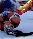 WWE_SummerSlam_2022_720p_WEB_h264-HEEL_mp4_000670654.jpg