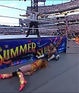 WWE_SummerSlam_2022_720p_WEB_h264-HEEL_mp4_001248920.jpg