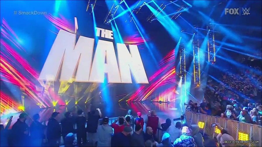 WWE_Friday_Night_SmackDown_2022_11_25_720p_HDTV_x264-NWCHD_mp4_000164864.jpg