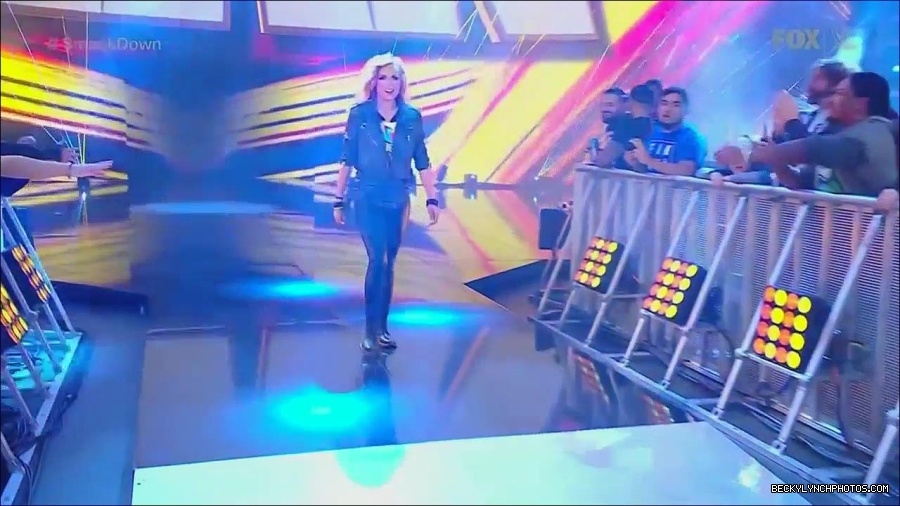 WWE_Friday_Night_SmackDown_2022_11_25_720p_HDTV_x264-NWCHD_mp4_000180079.jpg