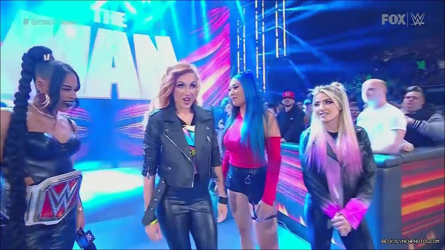 WWE_Friday_Night_SmackDown_2022_11_25_720p_HDTV_x264-NWCHD_mp4_000185285.jpg