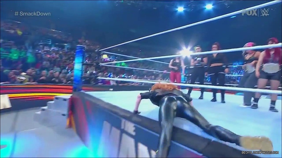 WWE_Friday_Night_SmackDown_2022_11_25_720p_HDTV_x264-NWCHD_mp4_000187287.jpg