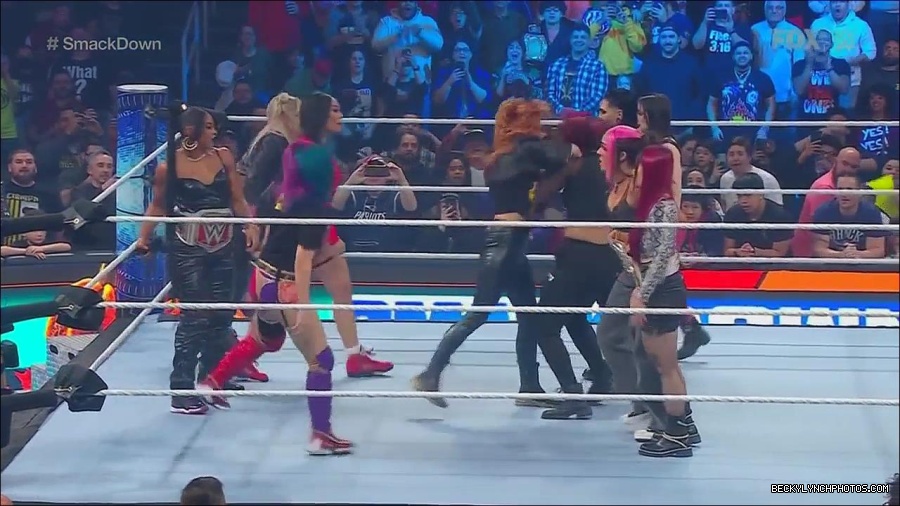 WWE_Friday_Night_SmackDown_2022_11_25_720p_HDTV_x264-NWCHD_mp4_000190890.jpg