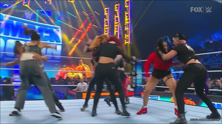WWE_Friday_Night_SmackDown_2022_11_25_720p_HDTV_x264-NWCHD_mp4_000194093.jpg