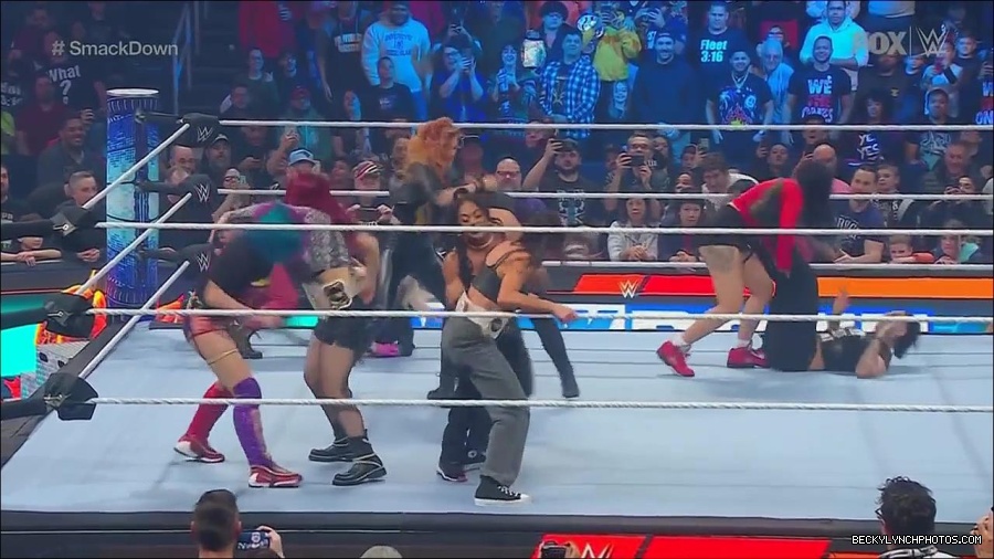 WWE_Friday_Night_SmackDown_2022_11_25_720p_HDTV_x264-NWCHD_mp4_000197297.jpg