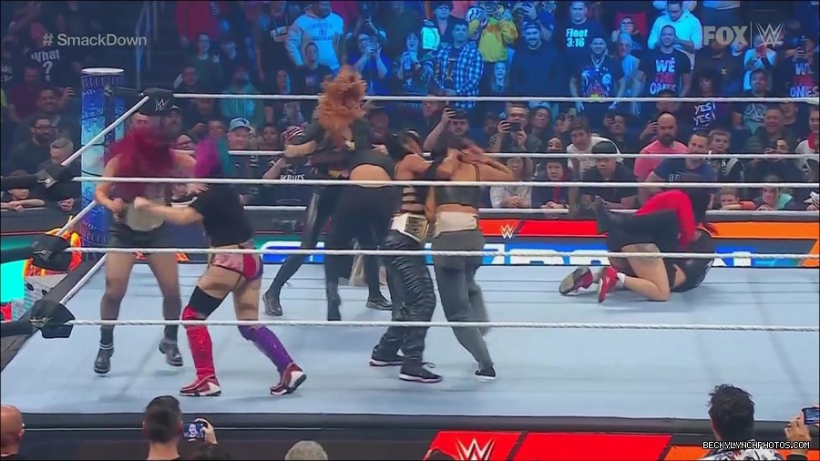 WWE_Friday_Night_SmackDown_2022_11_25_720p_HDTV_x264-NWCHD_mp4_000198498.jpg