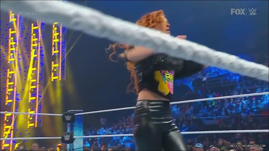 WWE_Friday_Night_SmackDown_2022_11_25_720p_HDTV_x264-NWCHD_mp4_000218918.jpg
