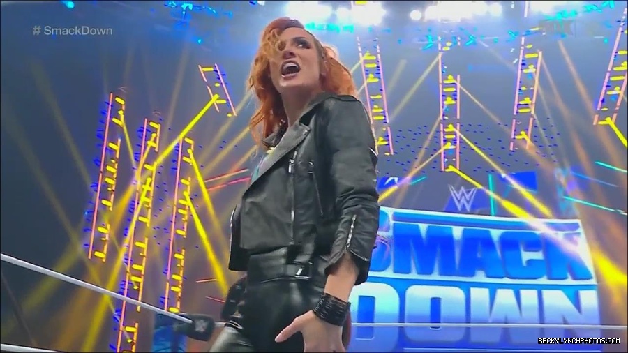 WWE_Friday_Night_SmackDown_2022_11_25_720p_HDTV_x264-NWCHD_mp4_000222922.jpg