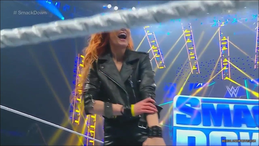 WWE_Friday_Night_SmackDown_2022_11_25_720p_HDTV_x264-NWCHD_mp4_000223723.jpg