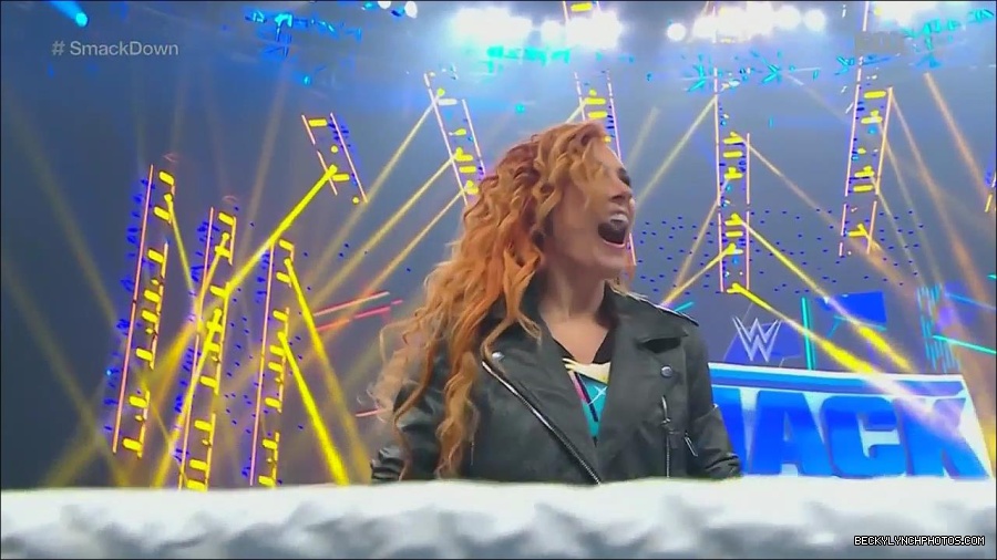 WWE_Friday_Night_SmackDown_2022_11_25_720p_HDTV_x264-NWCHD_mp4_000224524.jpg