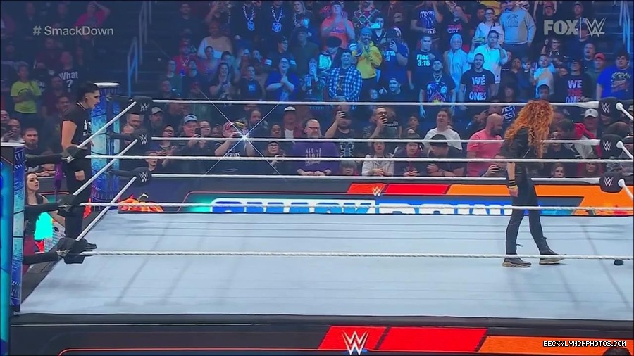 WWE_Friday_Night_SmackDown_2022_11_25_720p_HDTV_x264-NWCHD_mp4_000227727.jpg