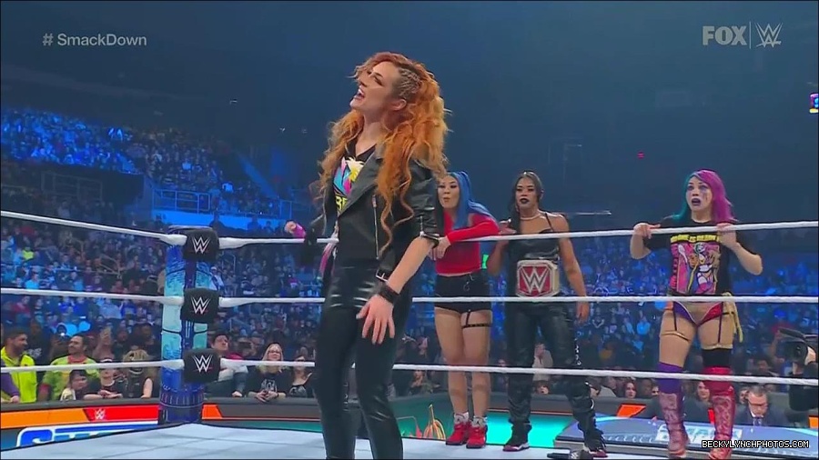 WWE_Friday_Night_SmackDown_2022_11_25_720p_HDTV_x264-NWCHD_mp4_000245745.jpg