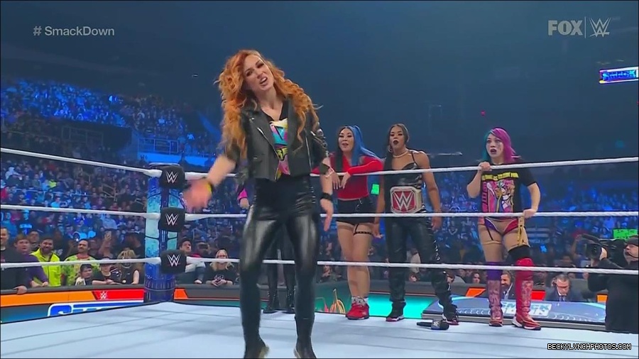 WWE_Friday_Night_SmackDown_2022_11_25_720p_HDTV_x264-NWCHD_mp4_000246546.jpg