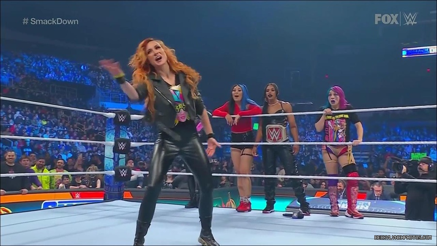 WWE_Friday_Night_SmackDown_2022_11_25_720p_HDTV_x264-NWCHD_mp4_000246946.jpg