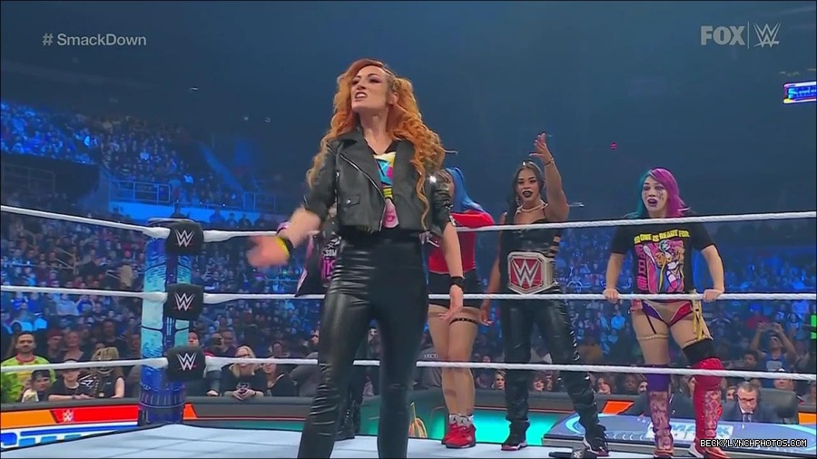 WWE_Friday_Night_SmackDown_2022_11_25_720p_HDTV_x264-NWCHD_mp4_000249749.jpg