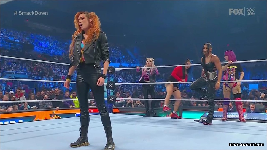 WWE_Friday_Night_SmackDown_2022_11_25_720p_HDTV_x264-NWCHD_mp4_000260560.jpg