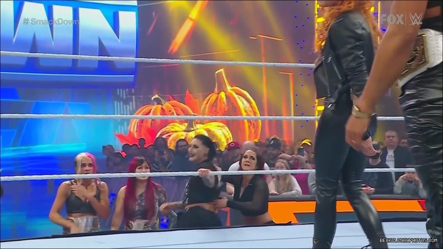 WWE_Friday_Night_SmackDown_2022_11_25_720p_HDTV_x264-NWCHD_mp4_000263763.jpg
