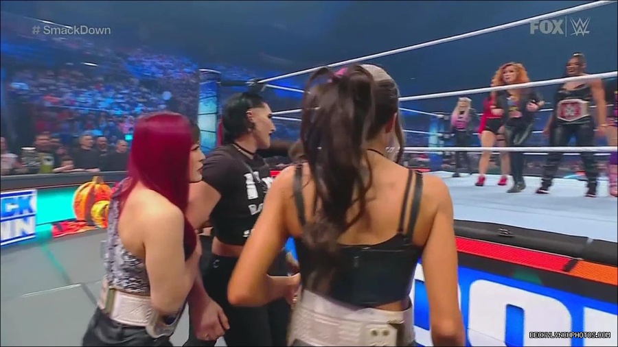 WWE_Friday_Night_SmackDown_2022_11_25_720p_HDTV_x264-NWCHD_mp4_000265365.jpg
