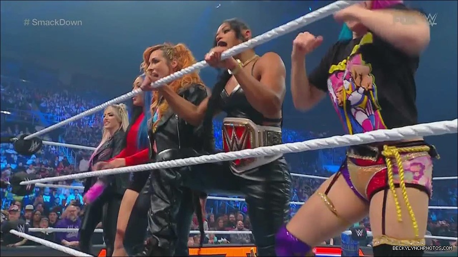 WWE_Friday_Night_SmackDown_2022_11_25_720p_HDTV_x264-NWCHD_mp4_000271371.jpg