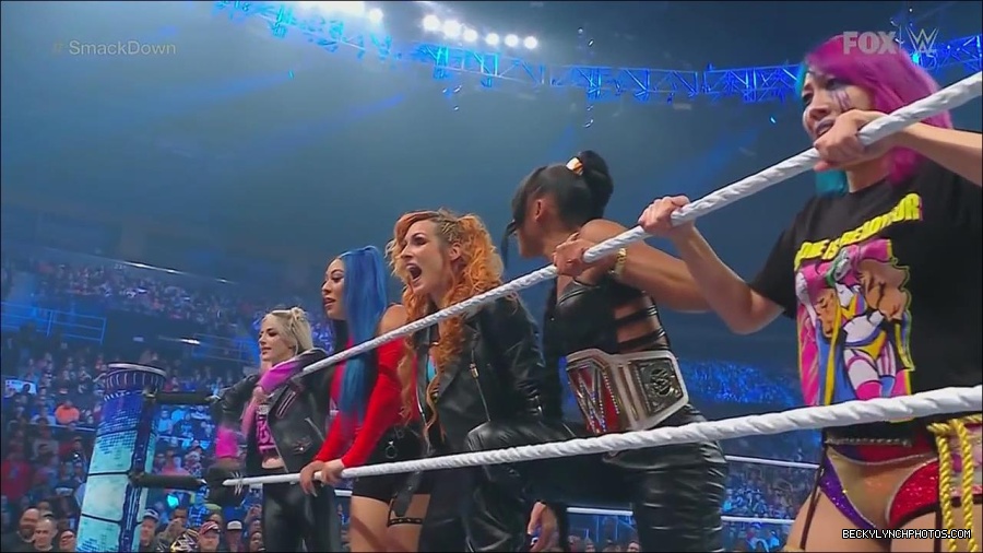 WWE_Friday_Night_SmackDown_2022_11_25_720p_HDTV_x264-NWCHD_mp4_000272972.jpg